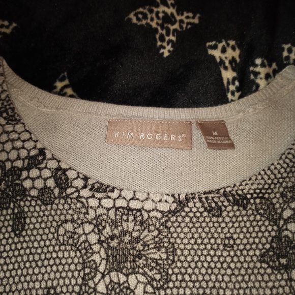 💕5 for 25$ Medium Kim Rogers Black & Nude Lace Soft Top - Picture 5 of 9